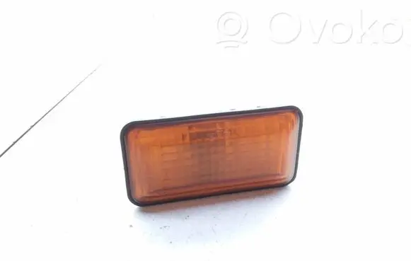 Volkswagen Golf III Front fender indicator light 1H0949117A