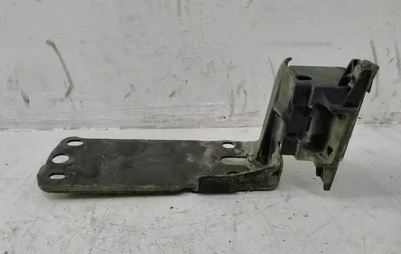 BMW X1 E84 Radiator support slam panel bracket 23781010 51647117811