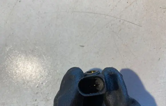 Volkswagen Golf V Detonation knock sensor 030905377