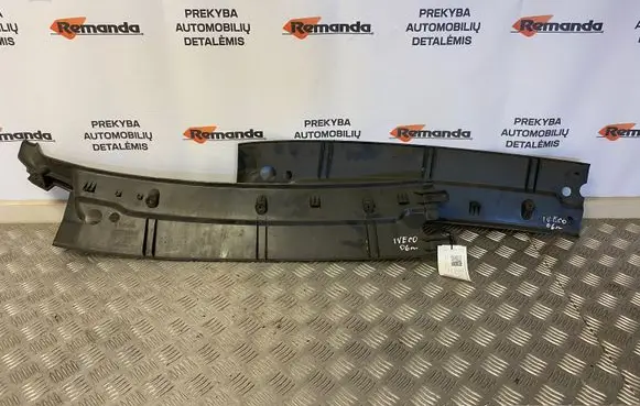 Iveco Daily 35 - 40.10 Wiper trim 504022283 504022284
