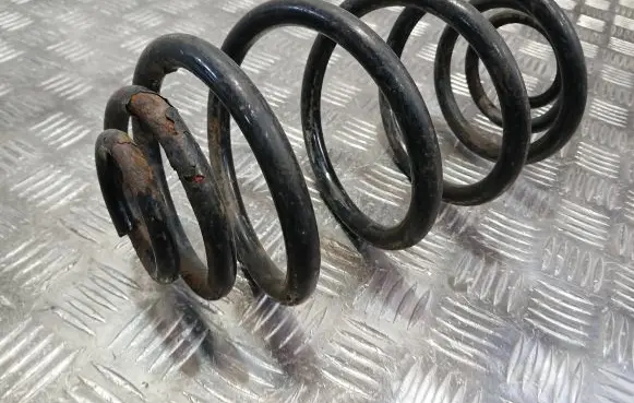 Opel Zafira B Rear coil spring