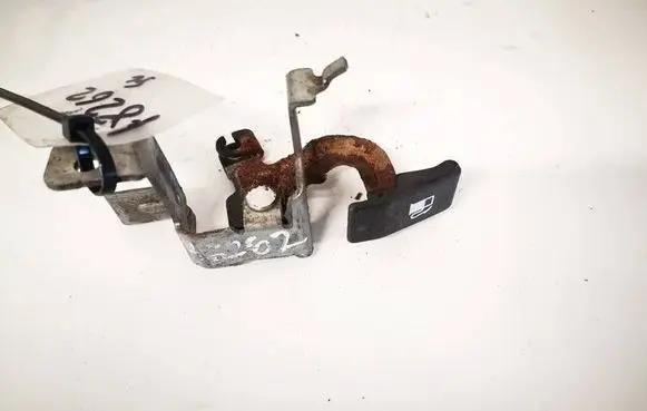 Subaru Forester SH Fuel tank opening switch 