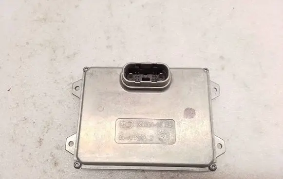 Audi A6 C7 Headlight ballast module Xenon 4H0907472B
