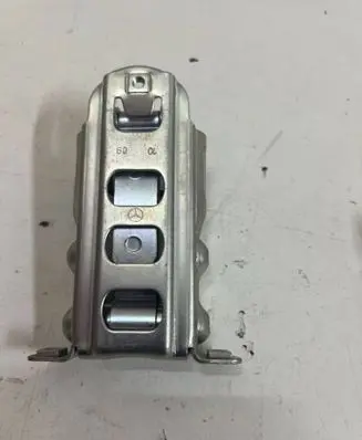 Volkswagen Crafter Front door check strap stopper 2E0837249