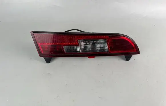 BMW i3 Rear bumper light 7304044