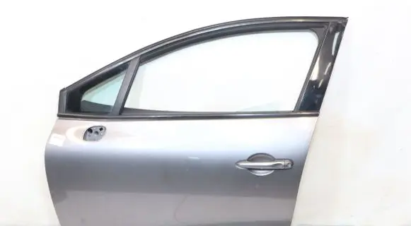 Renault Clio IV Front door 