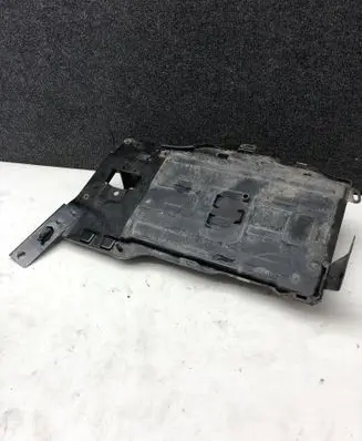 Battery tray
