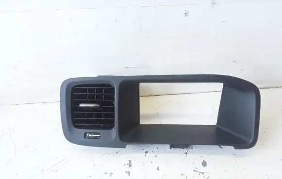 Volvo S60 Dash center air vent grill