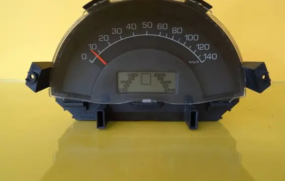 Smart ForTwo I Speedometer (instrument cluster) 110208872011 MCC0010124V001 MCC0010124