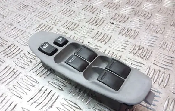 Nissan Almera Tino Electric window control switch