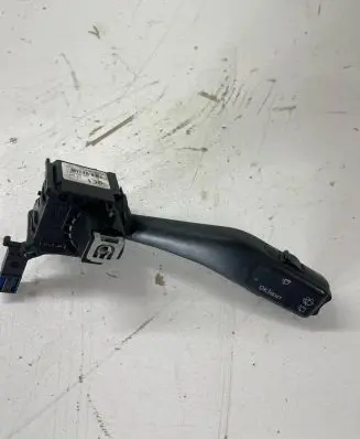 Volkswagen PASSAT B7 Wiper control stalk 1k0953519a