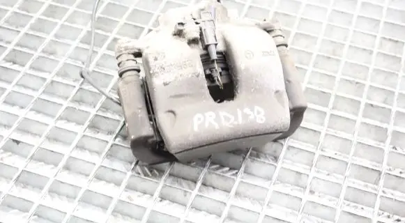 Mercedes-Benz C W204 Front brake caliper