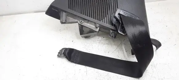 Skoda Fabia Mk1 (6Y) Rear seatbelt 6Y6857448D