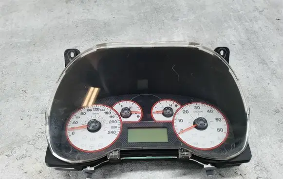 Speedometer (instrument cluster)
