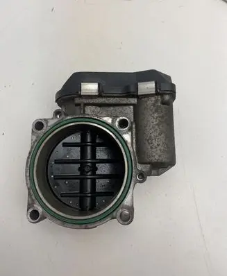 BMW X5 E70 Throttle valve 7556118001 A2C53112155