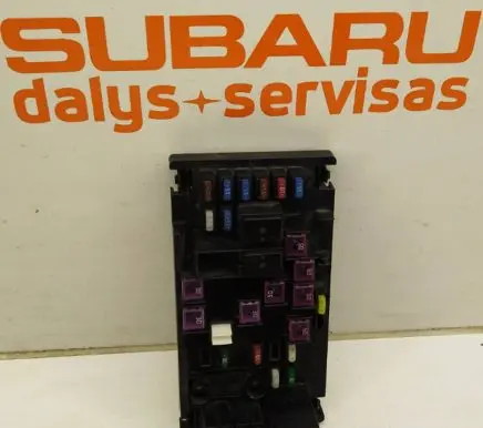 Subaru Impreza III Fuse module 82241FG030 MB100200B 902054