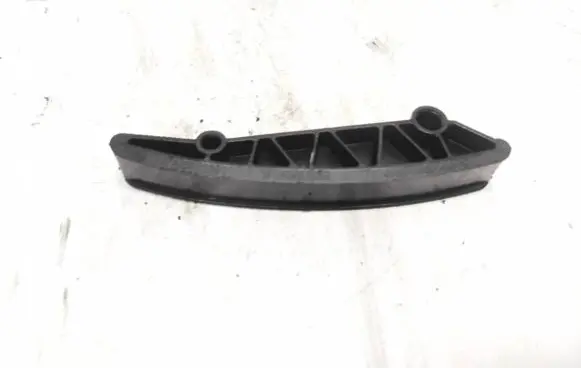 Mercedes-Benz CLS C219 Slide rail for timing chain a6420500216