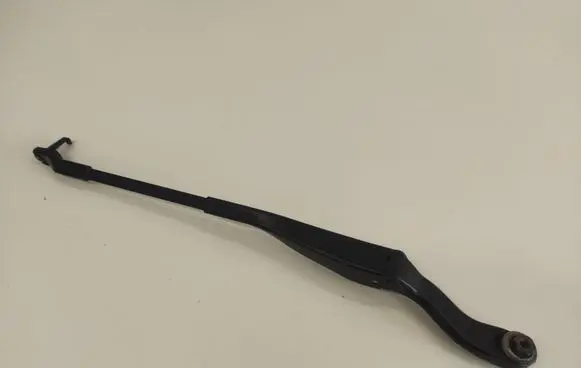 Mercedes-Benz E W211 Front wiper blade arm