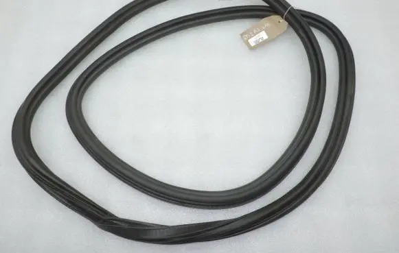 Cupra Leon Rear door rubber seal (on body) 5FE867367