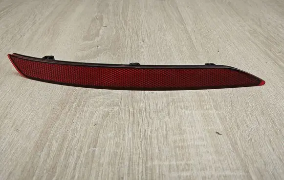 BMW 8 G16 Rear tail light reflector 7445783