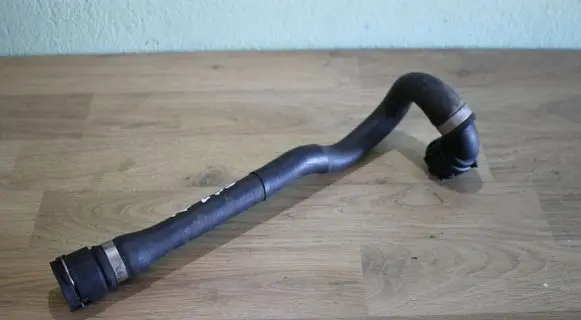 BMW 1 E81 E87 Engine coolant pipe/hose 7788883