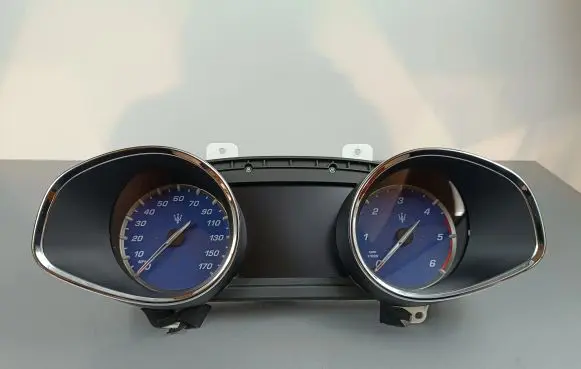 Maserati Quattroporte Speedometer (instrument cluster) 503018931003 670100136 TD4190477B0071