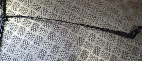Renault Laguna I Front wiper blade arm