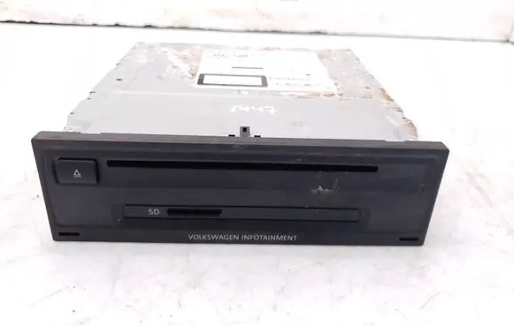 Volkswagen Golf VII CD/DVD changer 5G0035819 CVSV23F0AE
