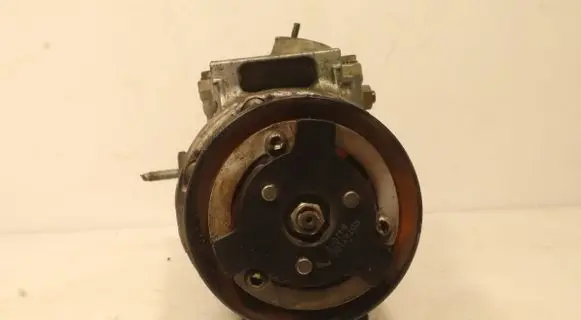 Volkswagen Jetta V Air conditioning (A/C) compressor (pump) 1K0820803S