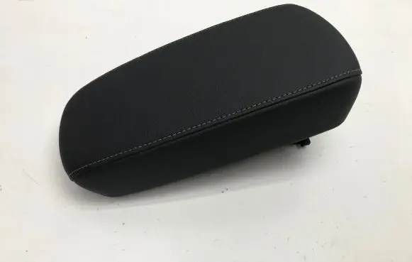Opel Mokka B Armrest
