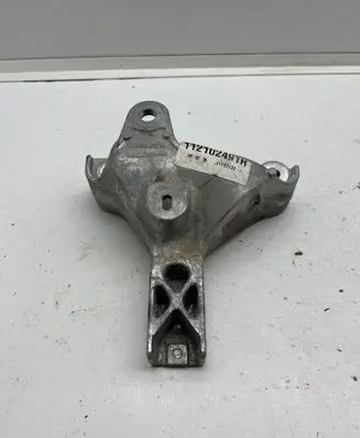 Renault Austral Engine mount bracket 112102491R 110723