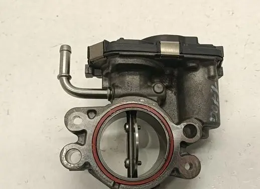 Nissan X-Trail T32 Throttle body valve 