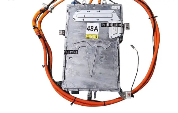 Tesla Model S Voltage converter inverter 106651002B