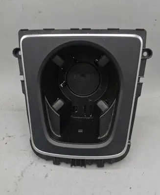 Mercedes-Benz CLA C117 X117 W117 Cup holder A1178101300