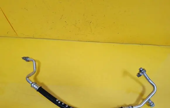 Mazda 5 Air conditioning (A/C) pipe/hose 