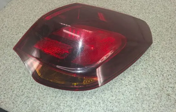 Opel Astra J Rear/tail lights 13306460