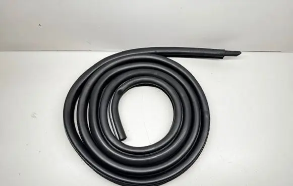 BMW 5 E39 Front door rubber seal 