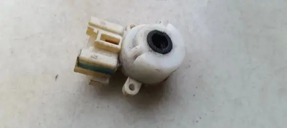 Toyota Avensis Verso Ignition lock contact 