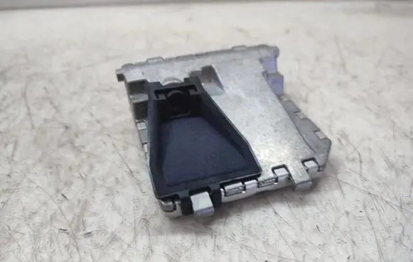 Windshield/windscreen camera