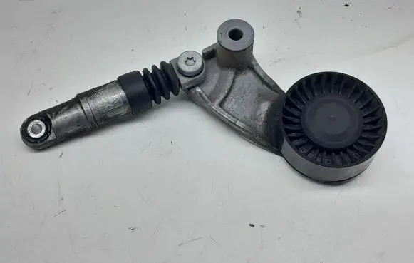 Subaru XV I Generator/alternator belt tensioner F552724 F55272401