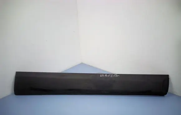 Nissan Qashqai Front door trim (molding) 808704EA0A