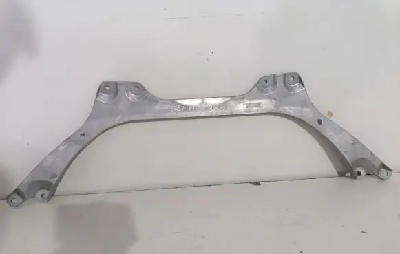 BMW 5 G30 G31 Other engine bay part 4731947