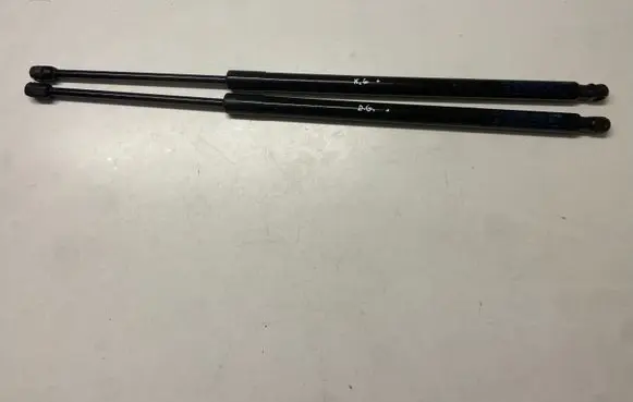 Jeep Cherokee Tailgate/trunk strut/damper 68103073AB 68103072AB