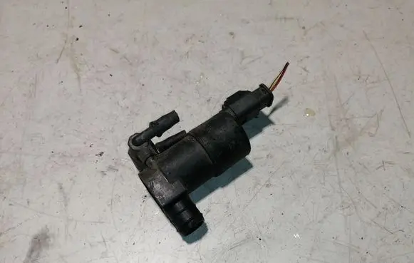 Peugeot 2008 I Windscreen/windshield washer pump 9641553880