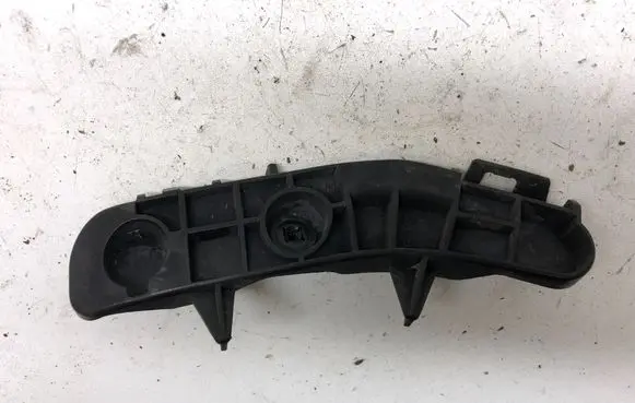 Toyota Avensis T270 Rear bumper mounting bracket 5257705020