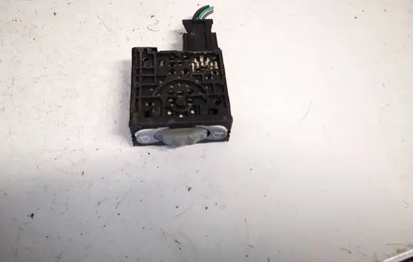 Headlight level height control switch
