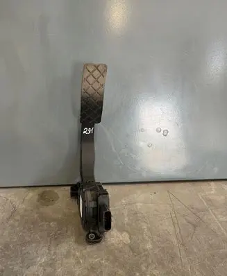 Audi A5 8T 8F Accelerator throttle pedal 8K1723523 6PV00950501