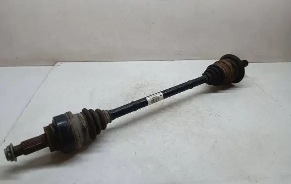 BMW 1 F20 F21 Rear driveshaft 7597682