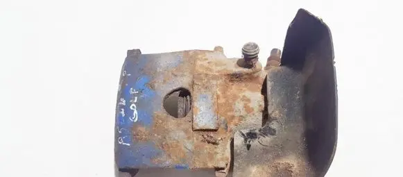 Volkswagen Golf III Front brake caliper