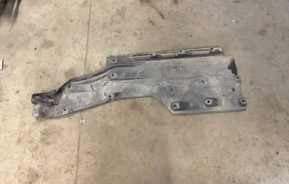 Chrysler Pacifica Side bottom protection 68227438AC